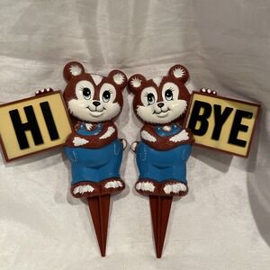 1988 Vintage Artline Lawn Decoration Hi & Bye Bears New No. 6345 Hi‎ Bye Signs
